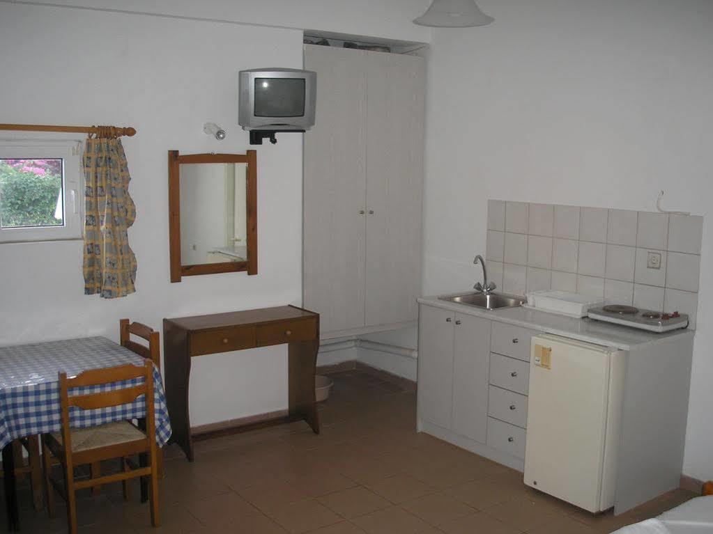 Dimitra Apartments Gouves Exterior foto