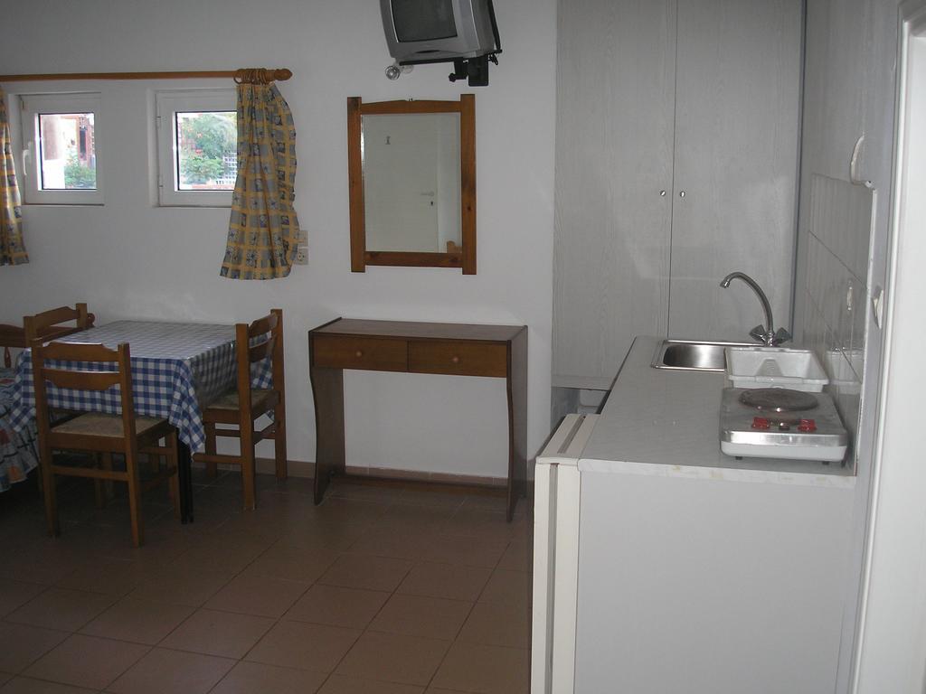 Dimitra Apartments Gouves Quarto foto